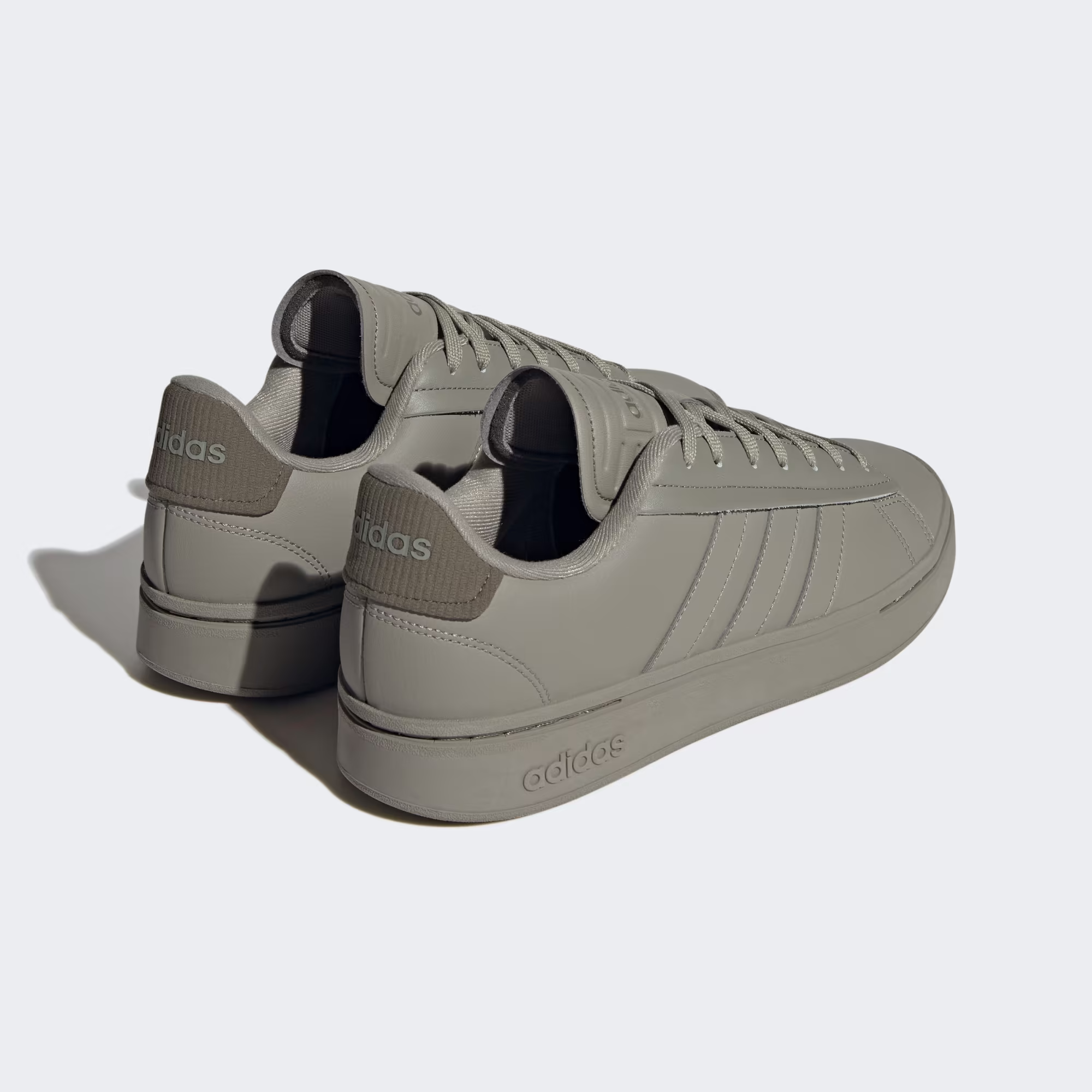 Adidas Grand Court Alpha – Image 4