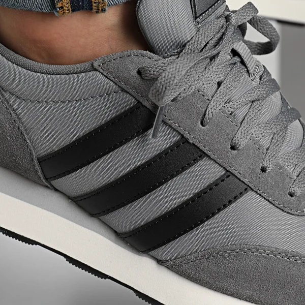 Adidas Chaussure Run 60s 3.0 – Image 2
