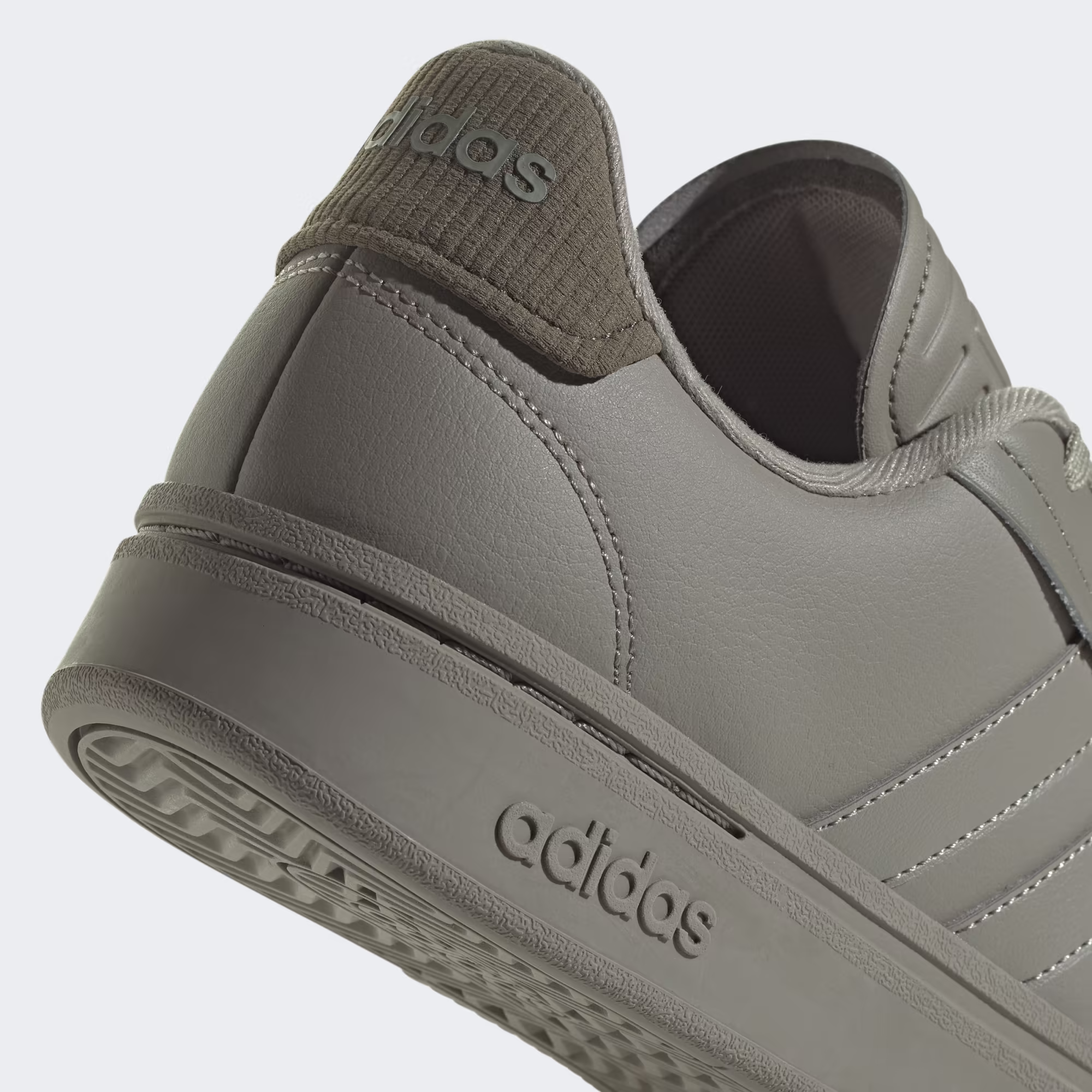 Adidas Grand Court Alpha – Image 7