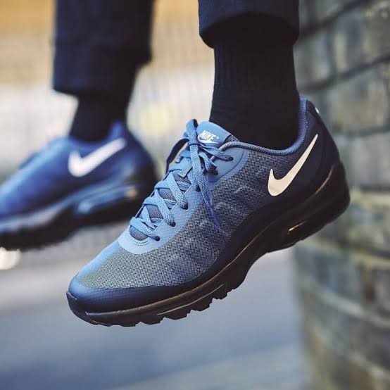 Nike Air Max Invigor