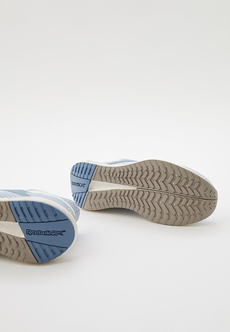 Reebok Women's Energen Plus 2 – Image 5